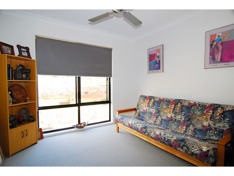 223-225 Equestrian Dr, New Beith QLD 4124