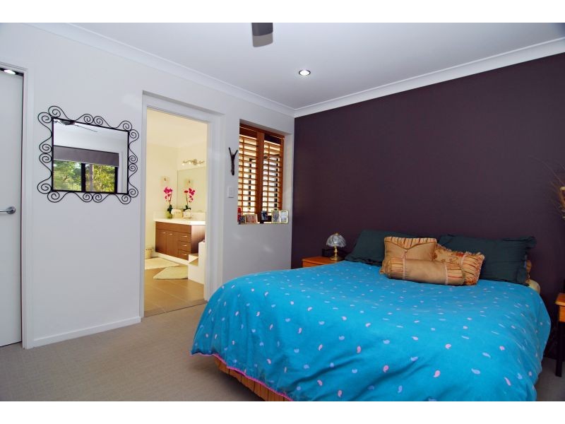 223-225 Equestrian Dr, New Beith QLD 4124