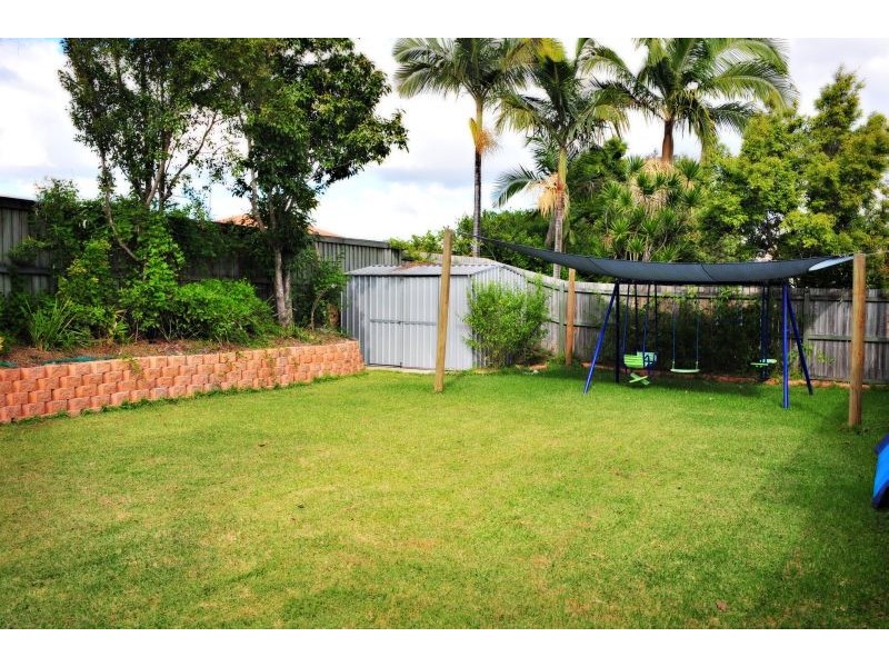 8 Waterlily Court, Calamvale QLD 4116