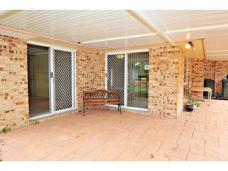 8 Waterlily Court, Calamvale QLD 4116