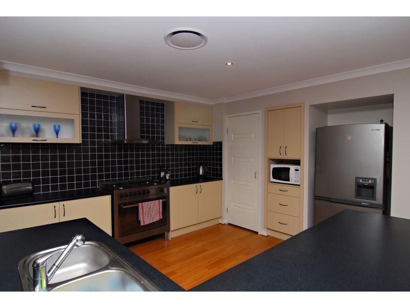 37-39 Paperbark Crescent, New Beith QLD 4124
