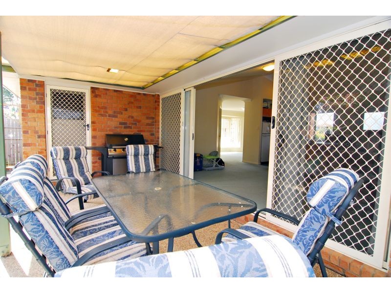 1 Hedera Street, Regents Park QLD 4118