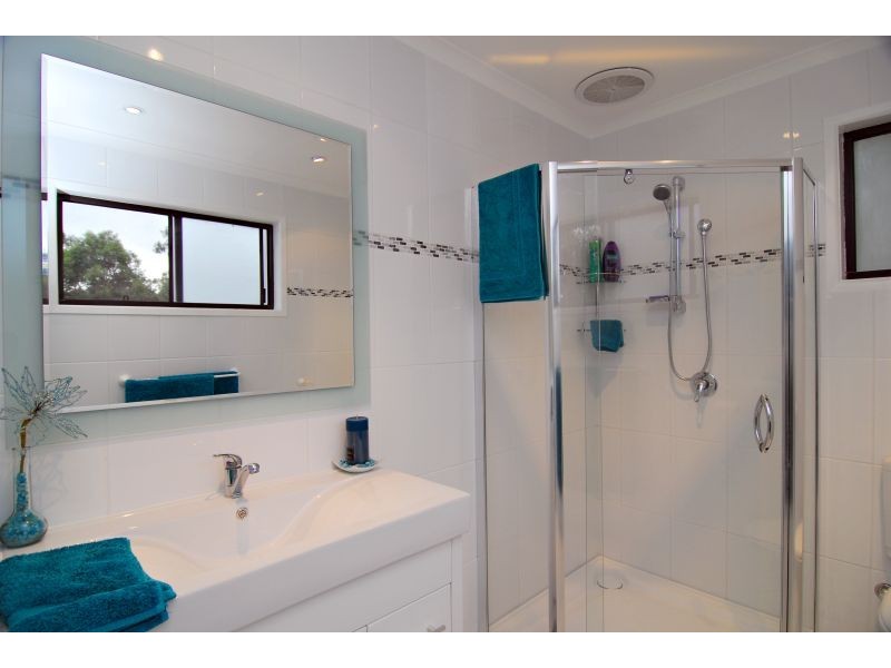 10-16 Hickey Road, Park Ridge South QLD 4125