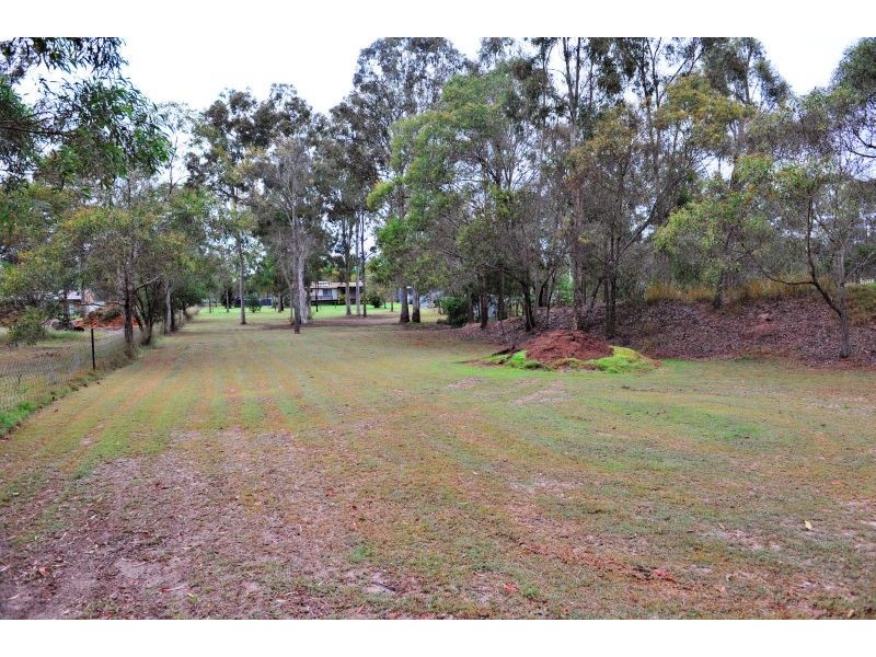 10-16 Hickey Road, Park Ridge South QLD 4125