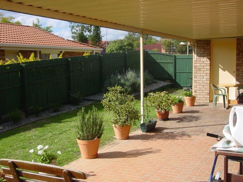 93 Redgum Drive, Regents Park QLD 4118