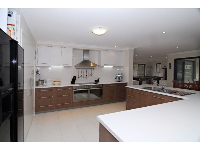 2 Cockatiel Court, Greenbank QLD 4124