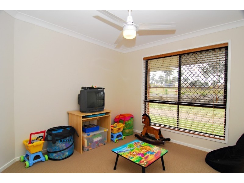 2 Cockatiel Court, Greenbank QLD 4124