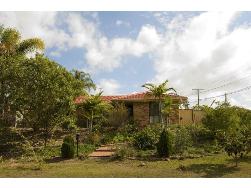 37 Parkroyal Crescent, Regents Park QLD 4118