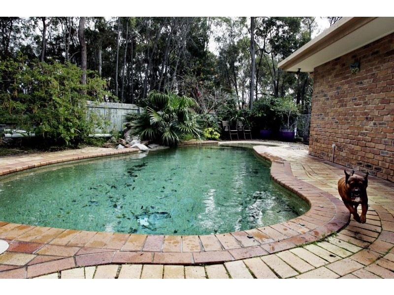 5 Casuarina Crescent, Calamvale QLD 4116