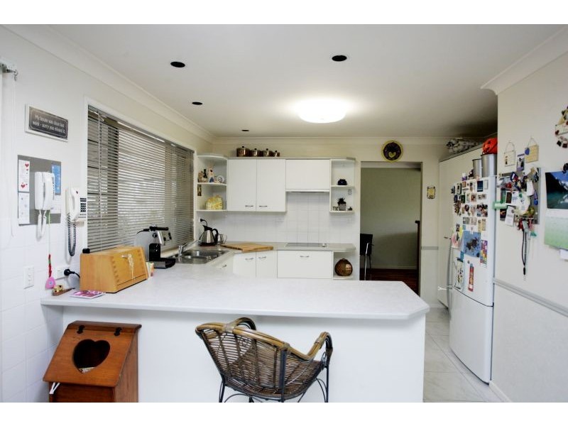 5 Casuarina Crescent, Calamvale QLD 4116