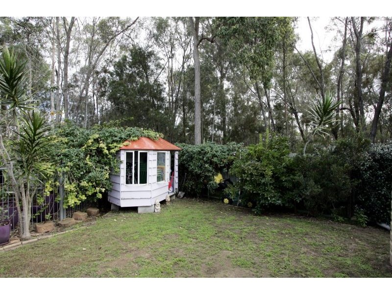 5 Casuarina Crescent, Calamvale QLD 4116