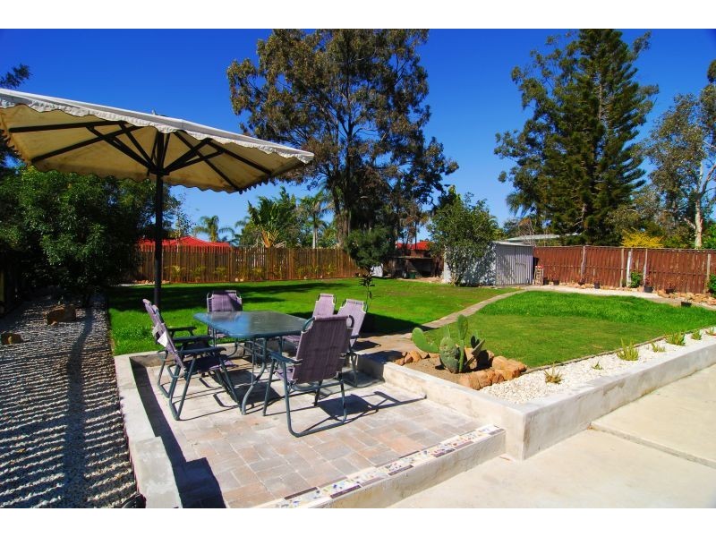 20 Letitia Street, Regents Park QLD 4118