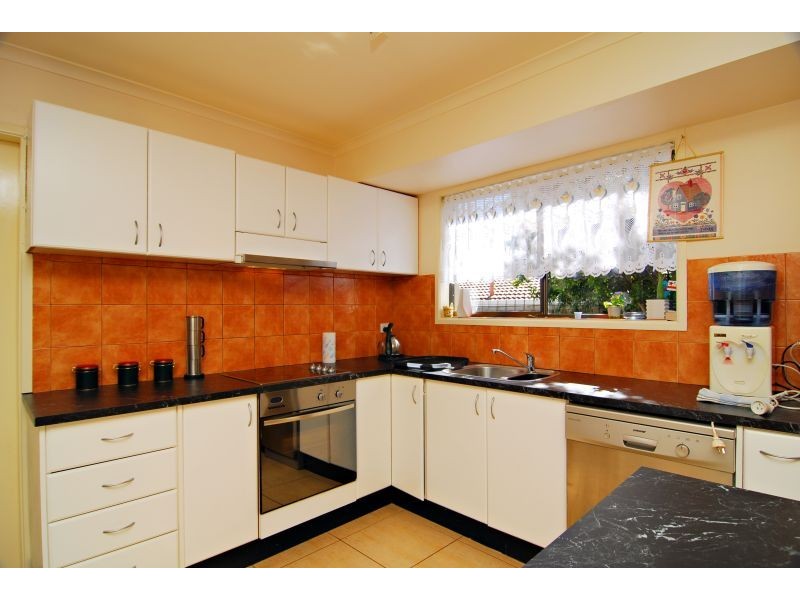 20 Letitia Street, Regents Park QLD 4118