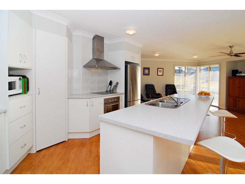 22 Tallowood Place, Jimboomba QLD 4280