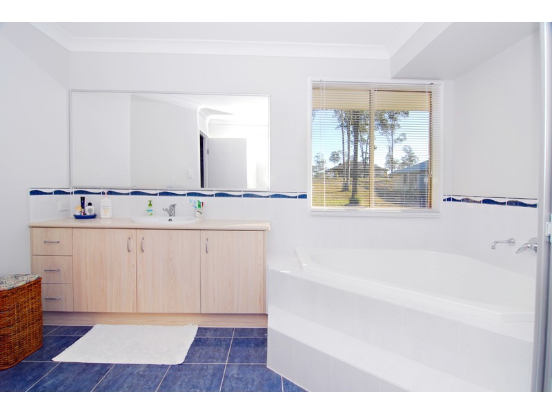 22 Tallowood Place, Jimboomba QLD 4280