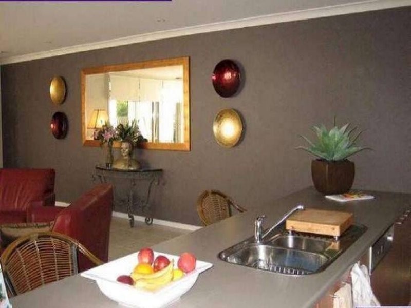 6 Nalbaugh Lane, Parkinson QLD 4115