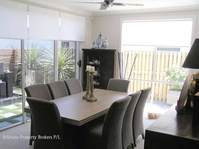 6 Nalbaugh Lane, Parkinson QLD 4115