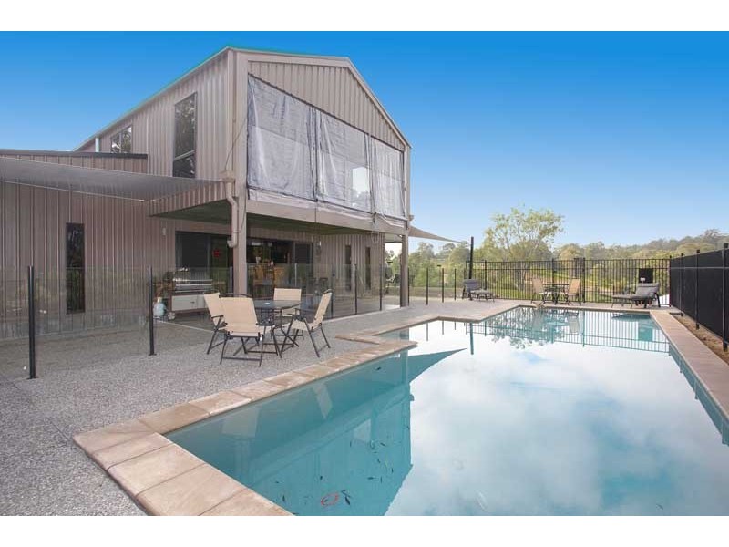 226 Bamboo Drive, Woodhill QLD 4285