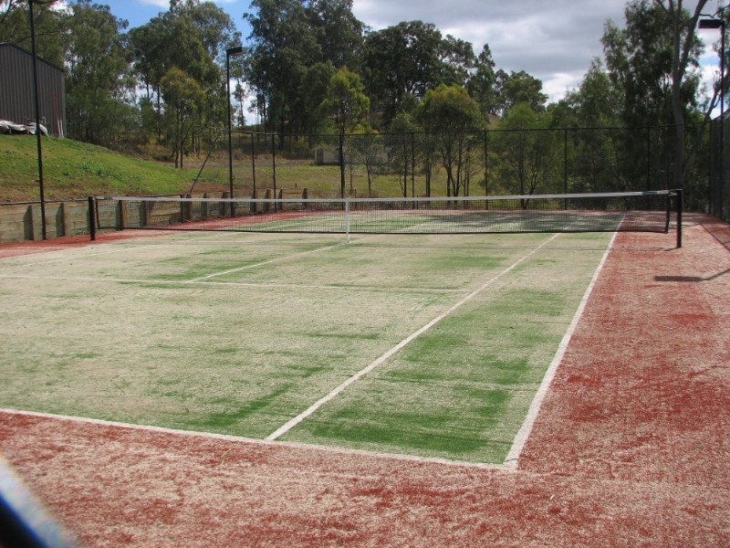 226 Bamboo Drive, Woodhill QLD 4285