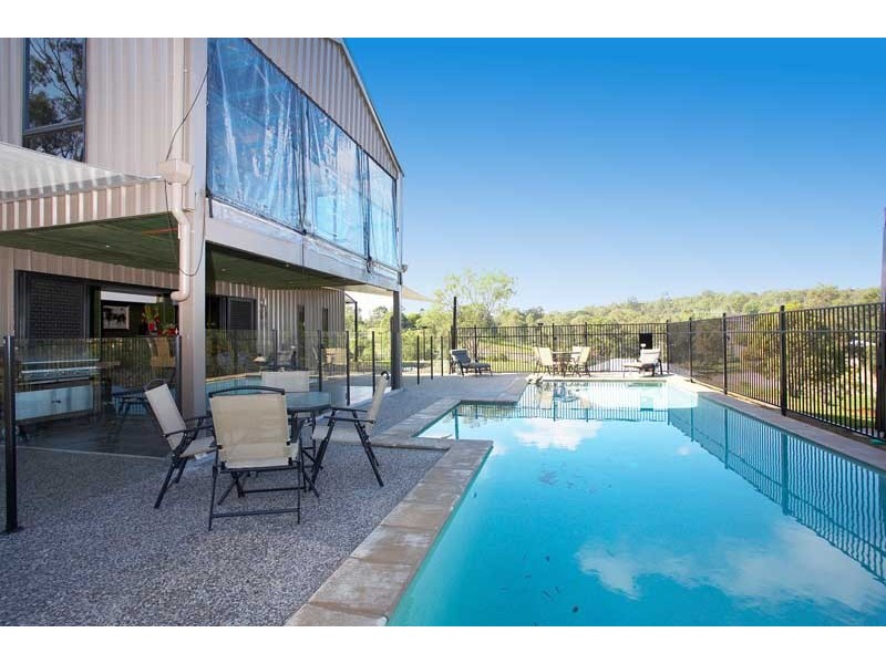 226 Bamboo Drive, Woodhill QLD 4285