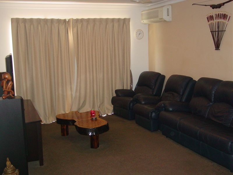 25 Tathra Street, Parkinson QLD 4115