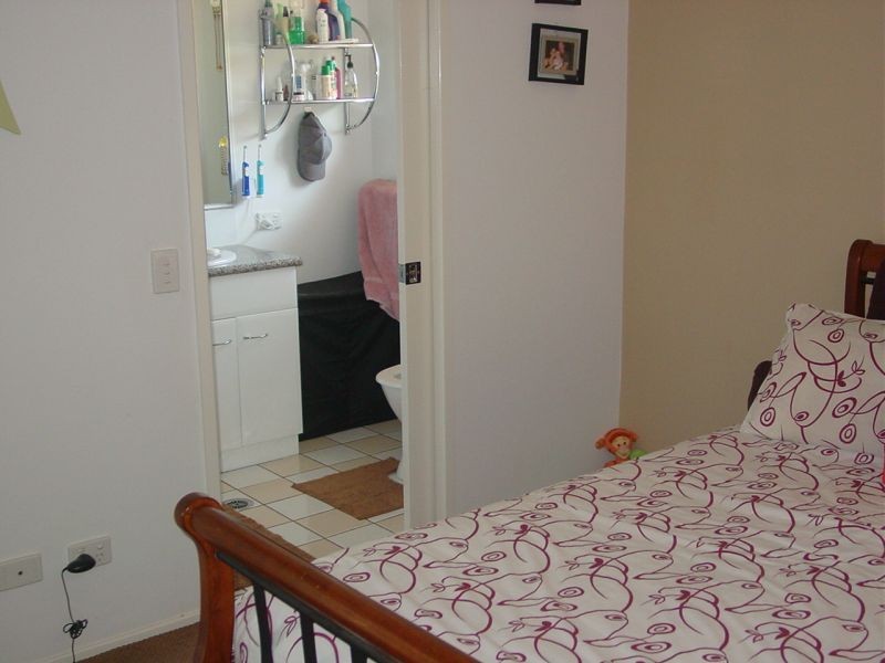 25 Tathra Street, Parkinson QLD 4115