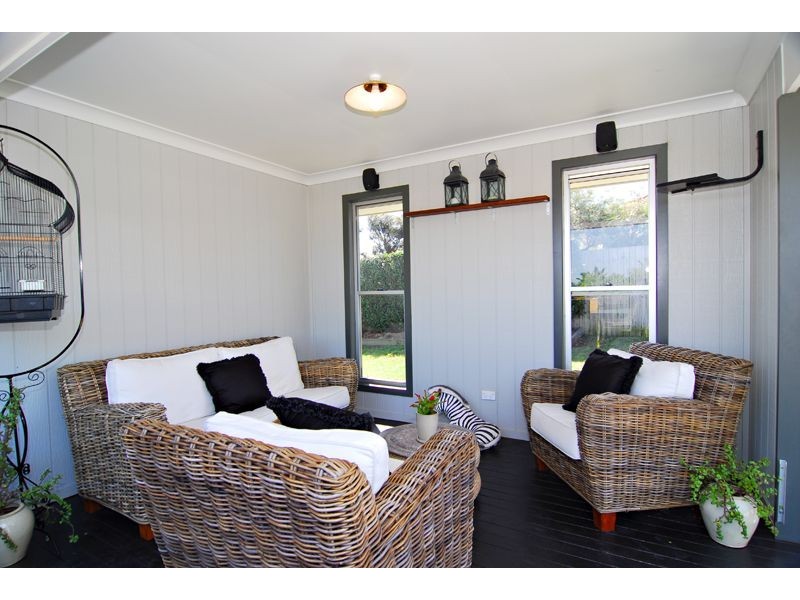6 Ashton Plc, Springfield QLD 4300