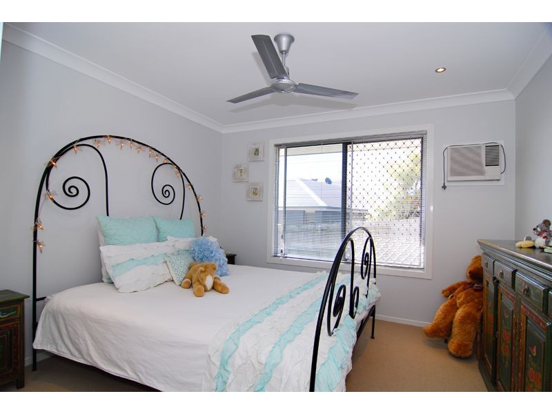 6 Ashton Plc, Springfield QLD 4300
