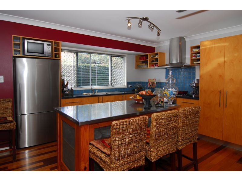 6 Ashton Plc, Springfield QLD 4300