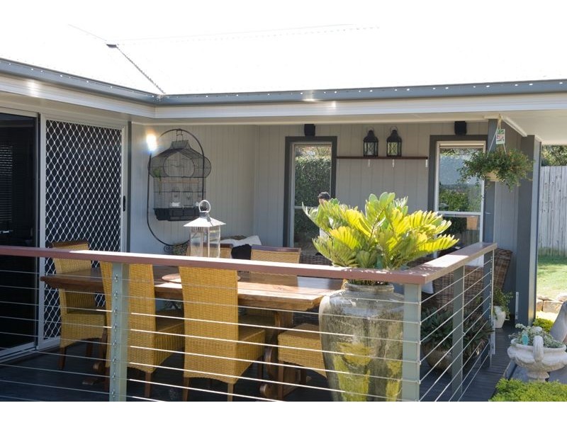 6 Ashton Plc, Springfield QLD 4300