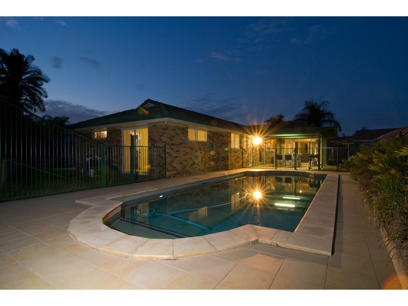 30 Tralee Place, Parkinson QLD 4115