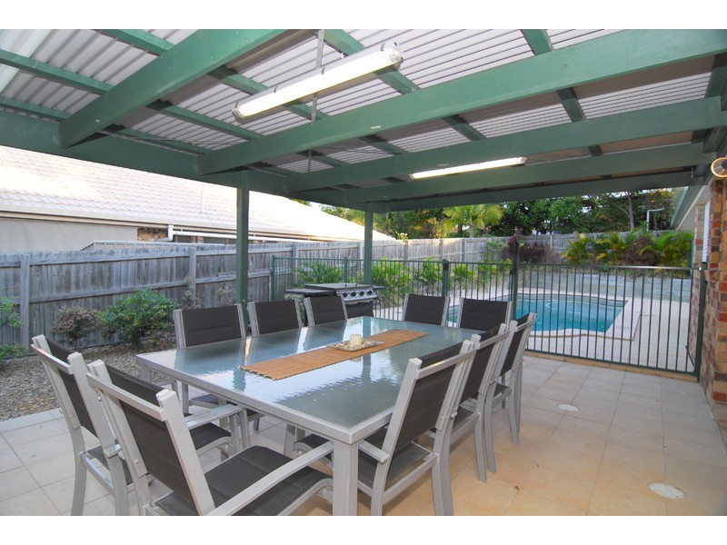 30 Tralee Place, Parkinson QLD 4115