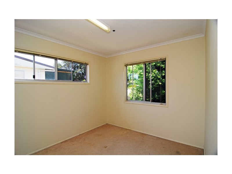 32 Waratah Drive, Crestmead QLD 4132