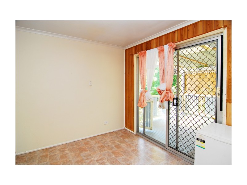 32 Waratah Drive, Crestmead QLD 4132