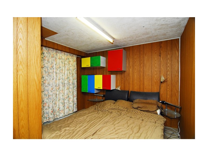 32 Waratah Drive, Crestmead QLD 4132