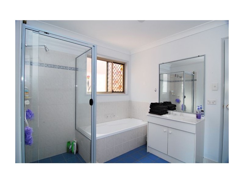 39 Karamea Avenue, Springfield QLD 4300