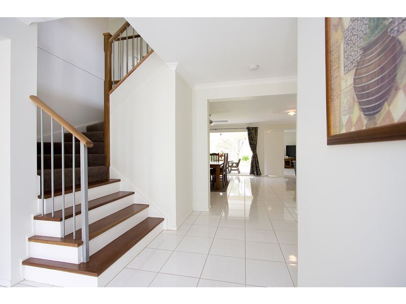 24-26 Goldfinch Court, Greenbank QLD 4124