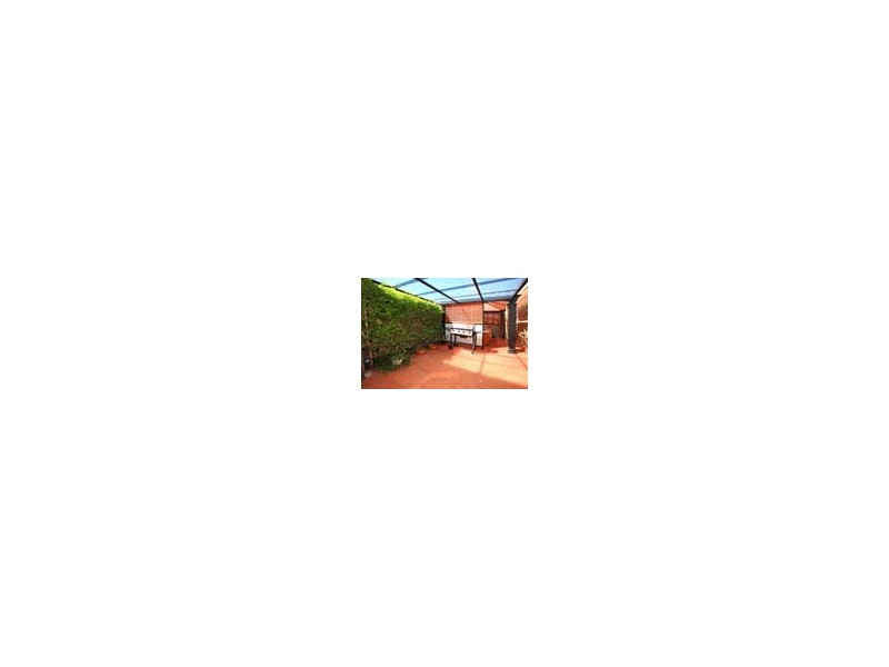 8 Brooke Street, Crestmead QLD 4132