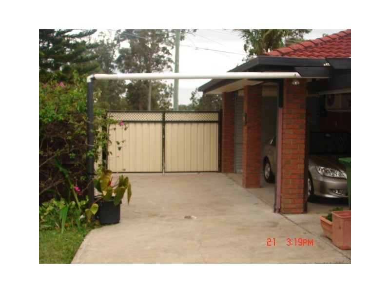 3 Ponderosa Street, Hillcrest QLD 4118