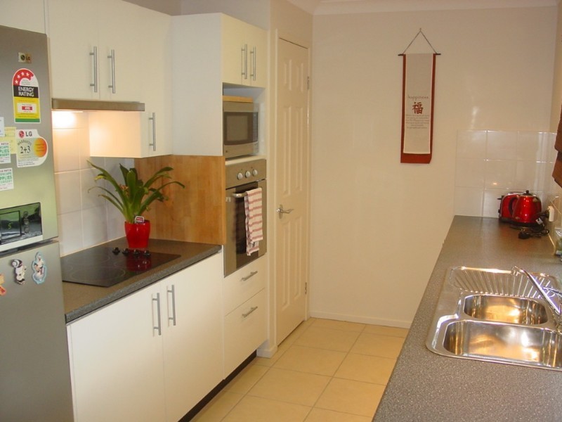 33 Ashmore Close, Marsden QLD 4132