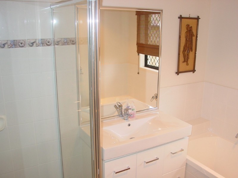 33 Ashmore Close, Marsden QLD 4132