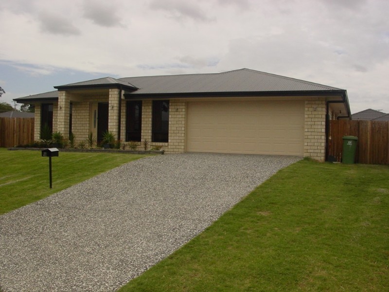 33 Ashmore Close, Marsden QLD 4132