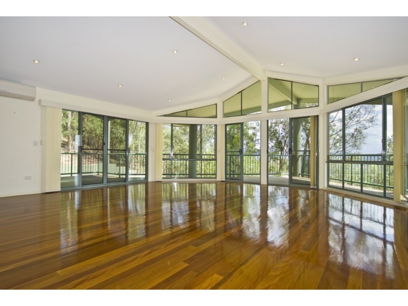 10 Raymond Court, Mount Warren Park QLD 4207