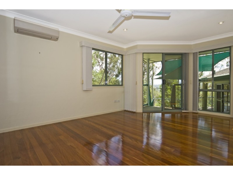 10 Raymond Court, Mount Warren Park QLD 4207