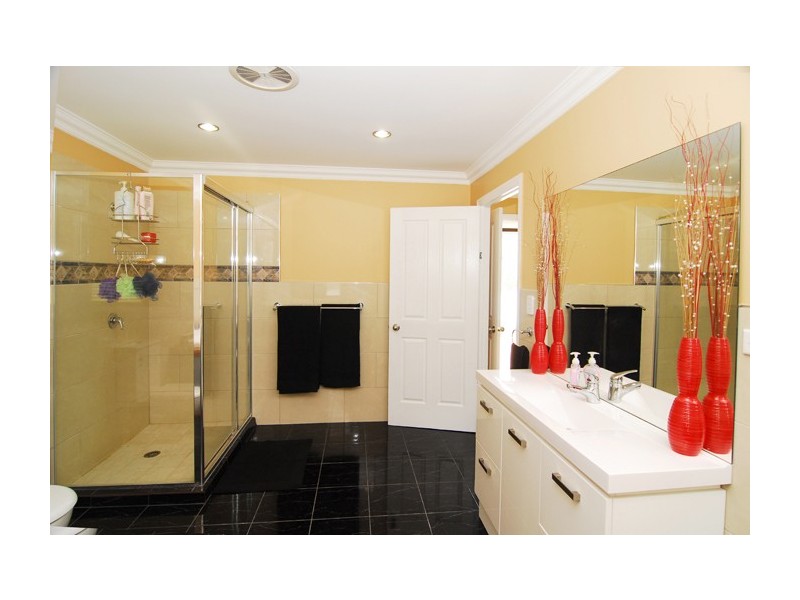241 Equestrian Drive, New Beith QLD 4124