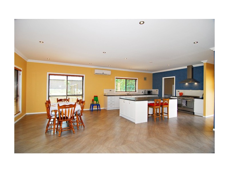 241 Equestrian Drive, New Beith QLD 4124