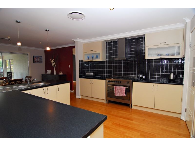 37-39 Paperbark Court, New Beith QLD 4124