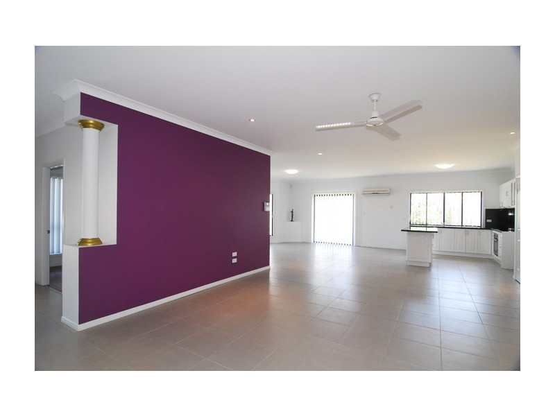 13 Grampians Close, Forest Lake QLD 4078