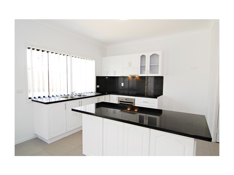 13 Grampians Close, Forest Lake QLD 4078