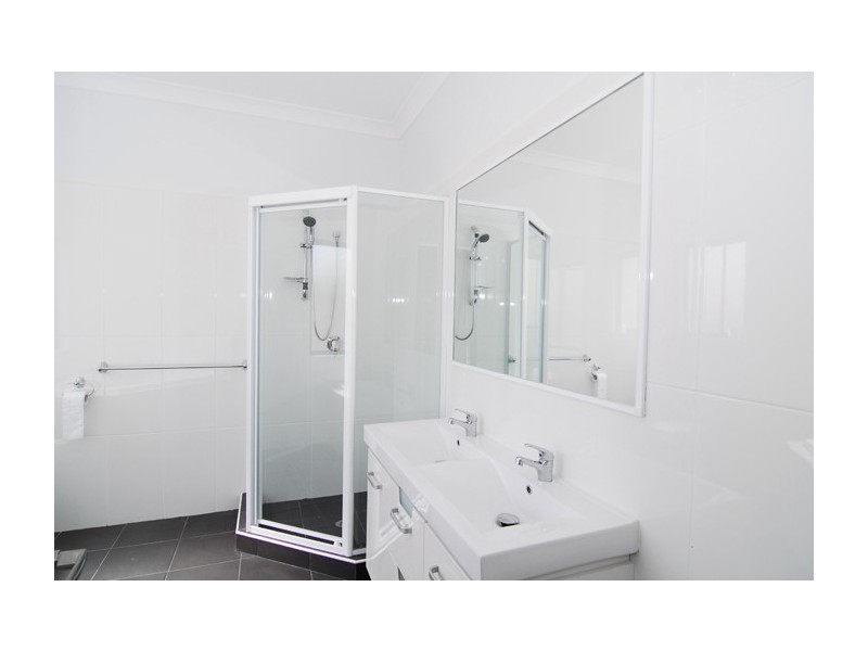 13 Grampians Close, Forest Lake QLD 4078